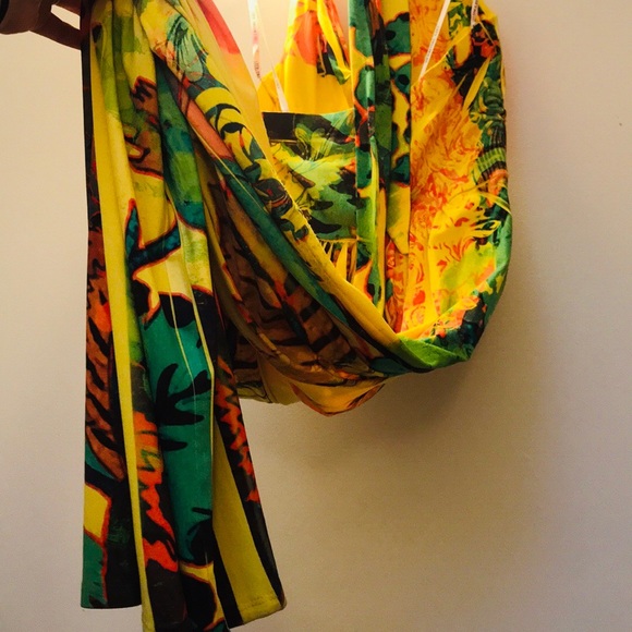 Maxi Dress (S) Halter-Top floral prints. 👒 - Picture 6 of 6